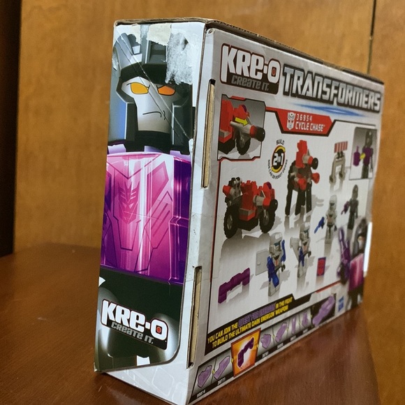 🆕 KRE-O- Create It- TRANSFORMERS 36954 Cycle Chase - Picture 4 of 11